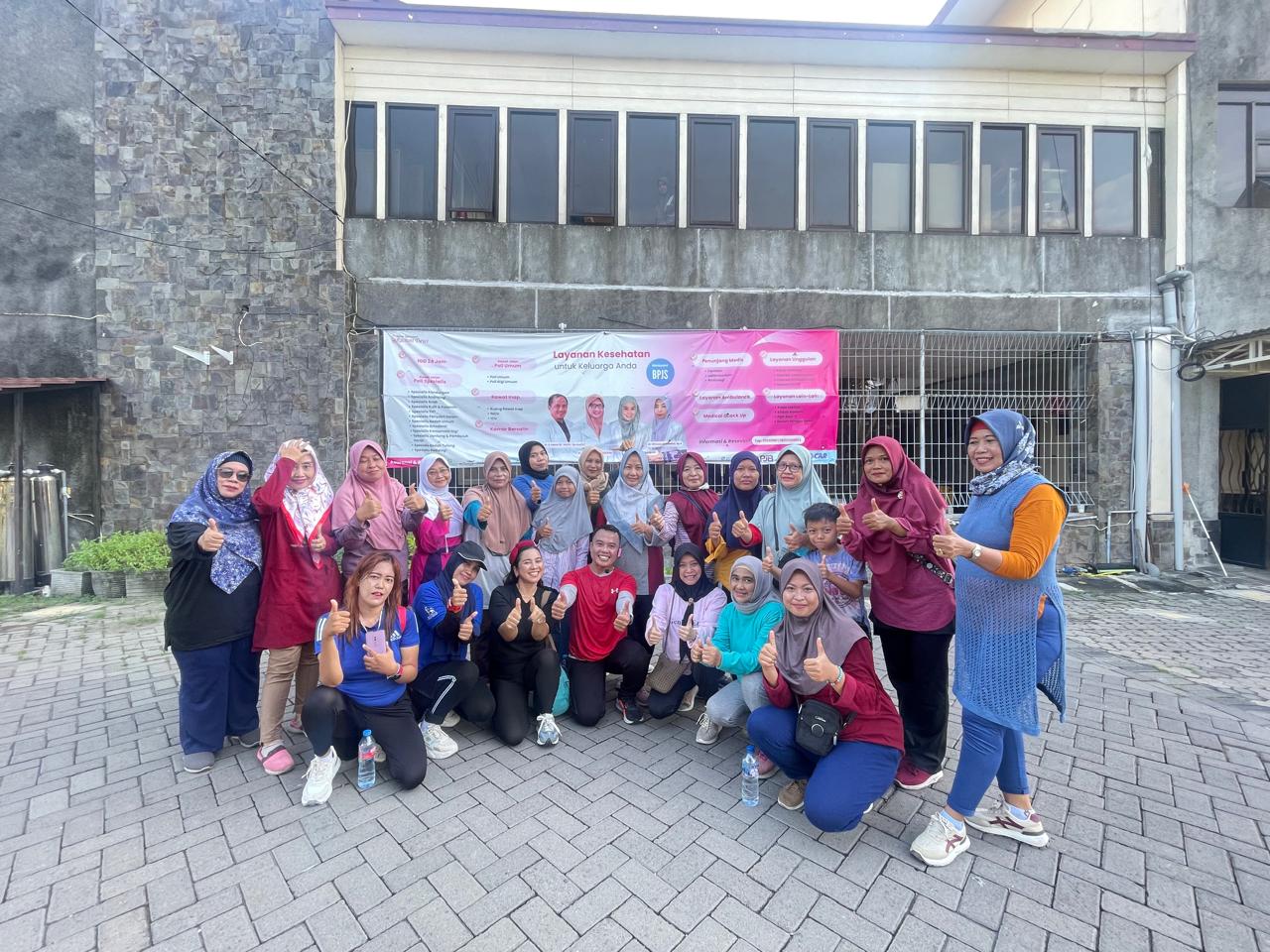 Senam Minggu Sehat